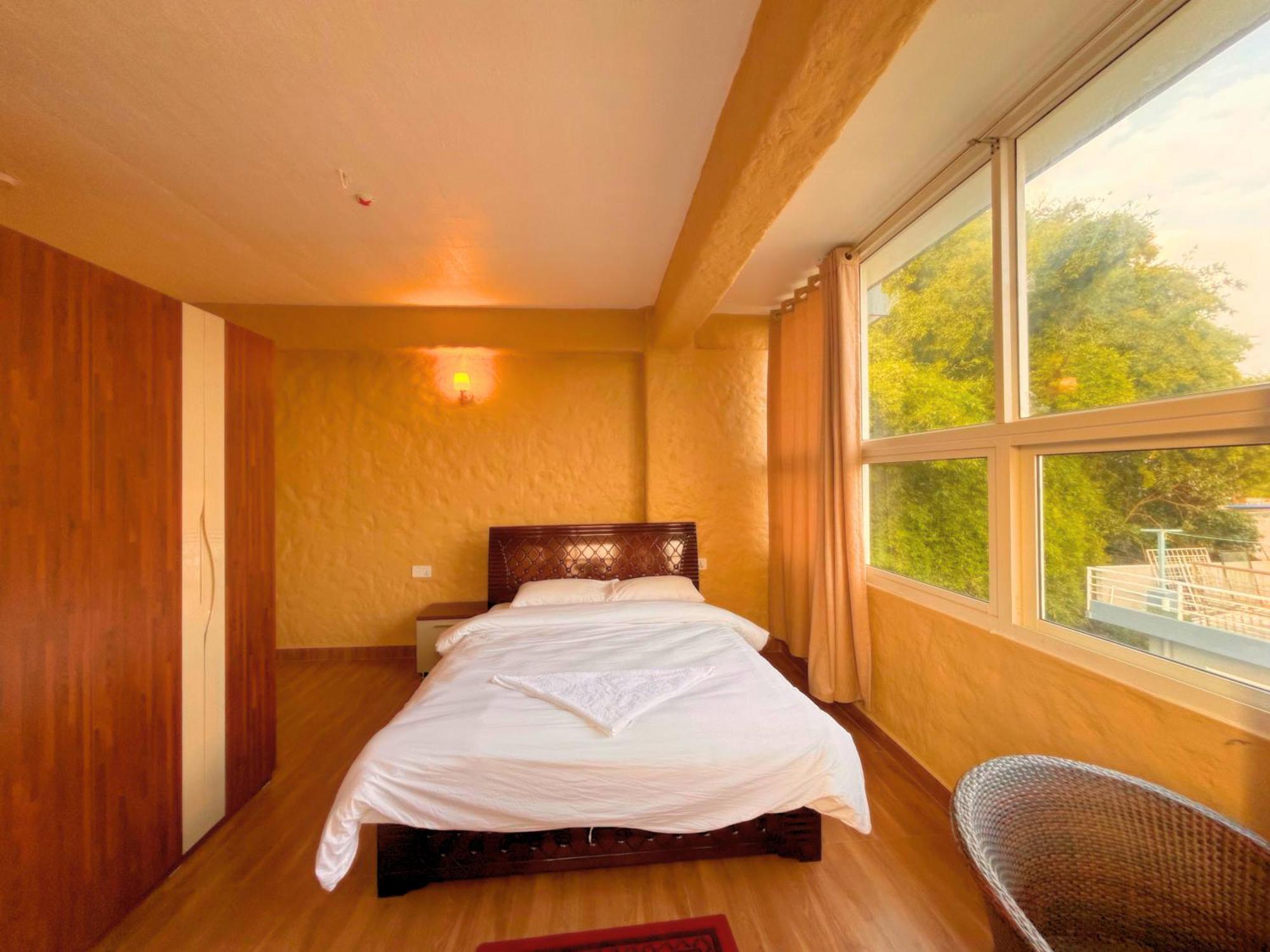 Nishan Apartments -Lakeside Pokhara Bagian luar foto