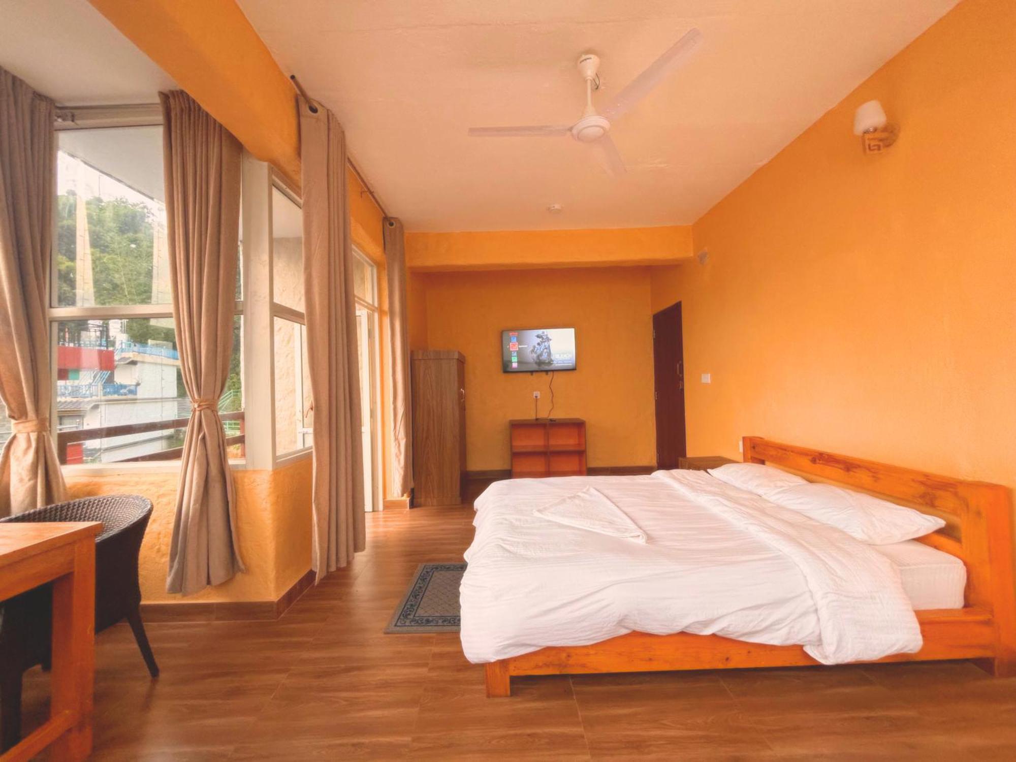 Nishan Apartments -Lakeside Pokhara Bagian luar foto