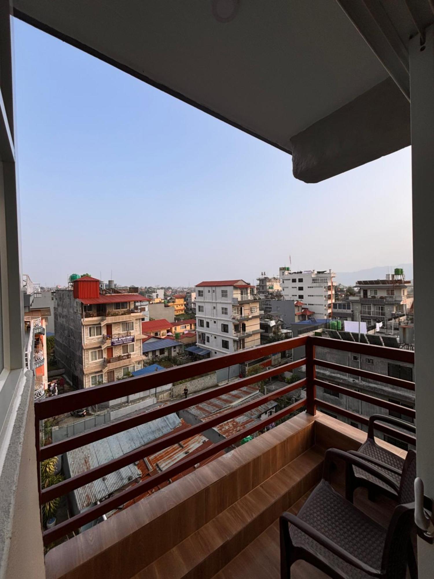 Nishan Apartments -Lakeside Pokhara Bagian luar foto